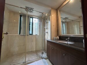 Jingdezhen residency apartment bathroom